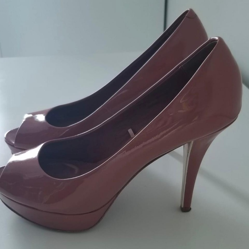 Shoes - Picture 7 of 7